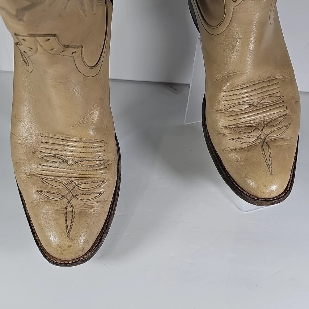 Rio Of Mersades Men's Cream Cowboy Boots Missing Size Tag Foot Bed measures 12